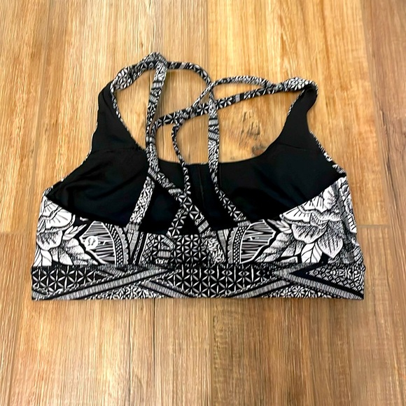 Lululemon Energy Bra - Picture 2 of 2